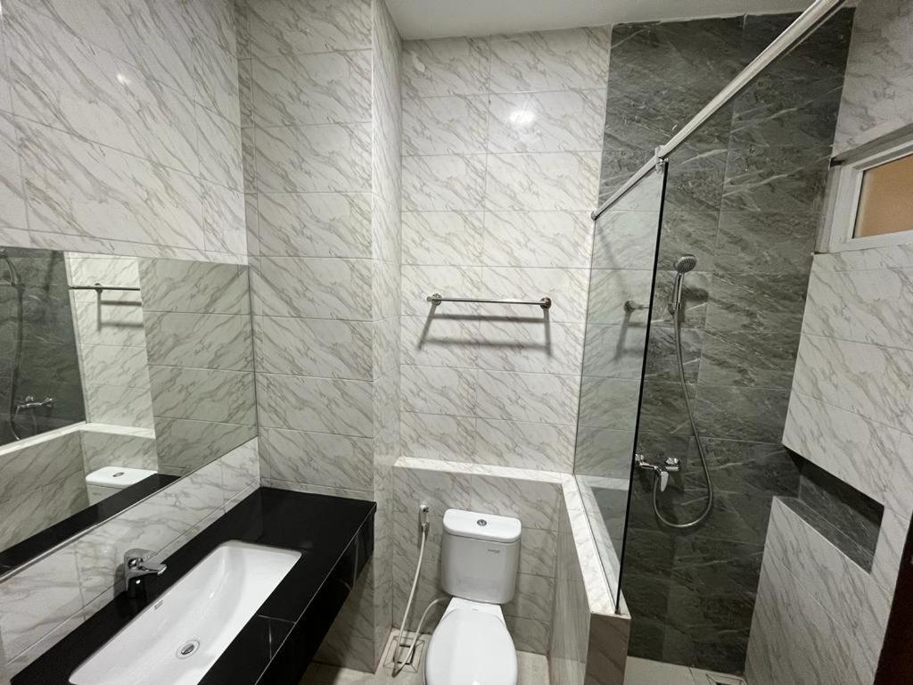 T Hotel Kualanamu Lubukpakam エクステリア 写真